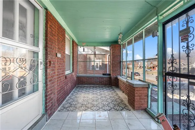 $249,900 | 5142 Brookwood Avenue, Kansas City, MO 64110