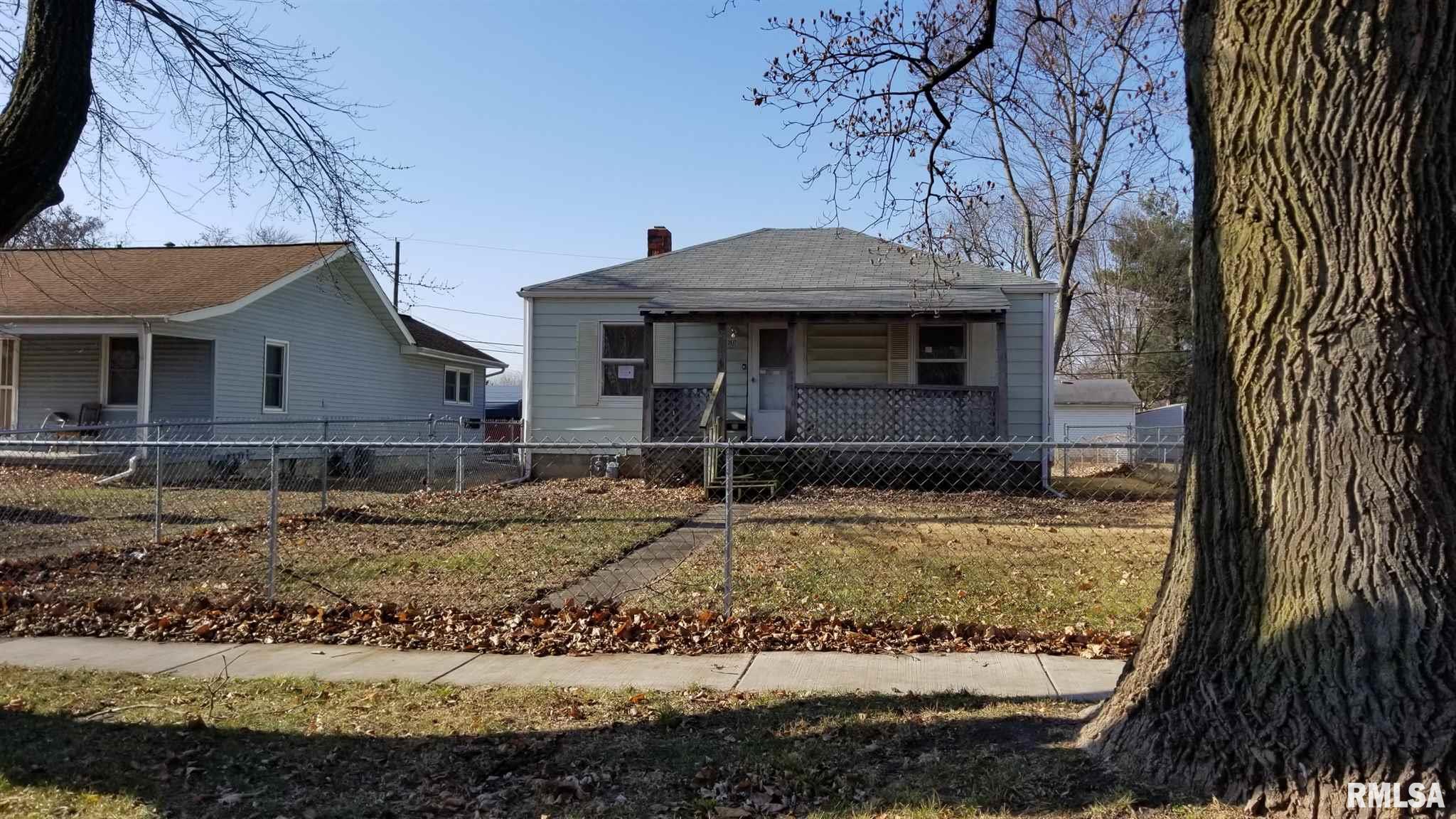 2617 South 4th Street Springfield, IL 62703 - Photo 1 of 19