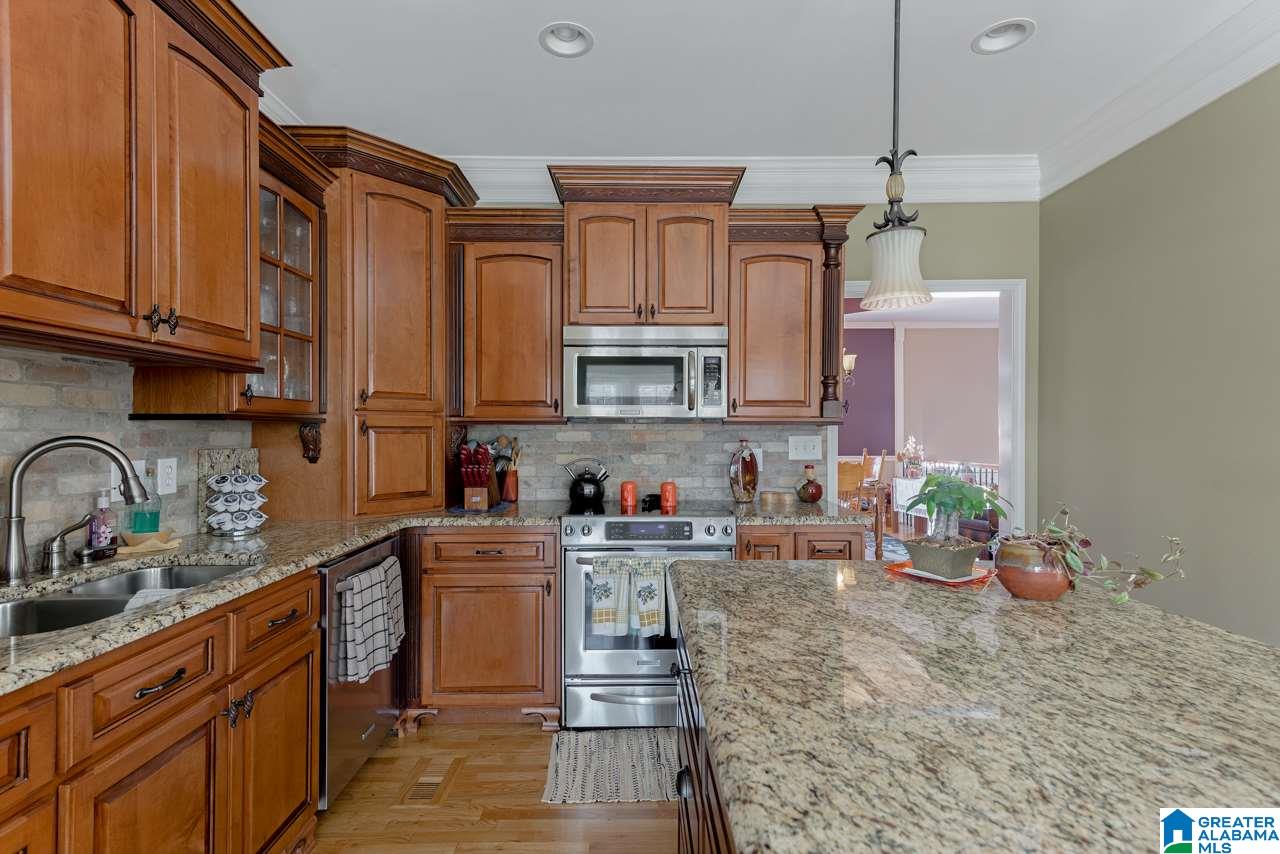 121 Tintern Abbey Alabaster, AL 35007 - Photo 9 of 39