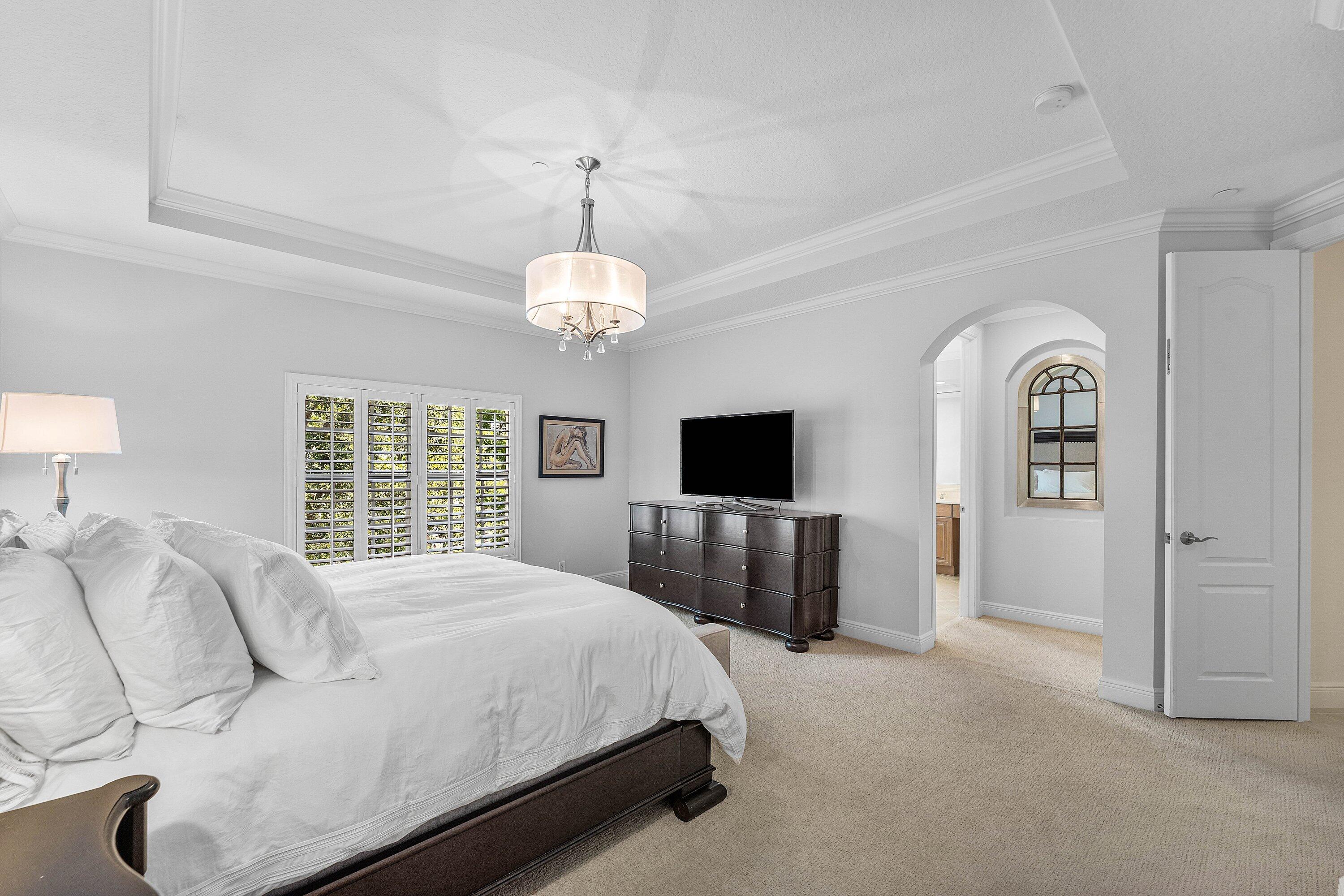 5580 Northeast Trieste Way Boca Raton, FL 33487 - Photo 32 of 87 PRIMARY SUITE