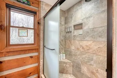 $549,000 | 520 Farmer Drive, Murphy, NC 28906