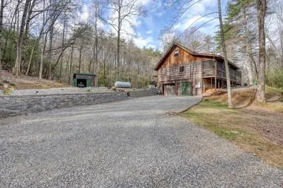 $549,000 | 520 Farmer Drive, Murphy, NC 28906