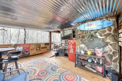 $549,000 | 520 Farmer Drive, Murphy, NC 28906