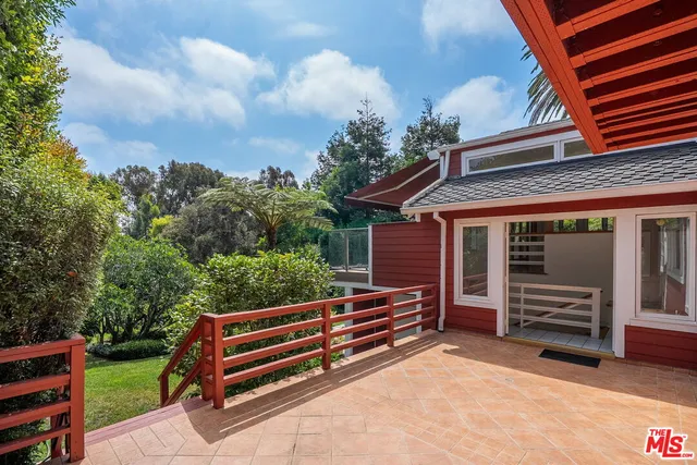 $5,995,000 | 604 South Saltair Avenue, Los Angeles, CA 90049