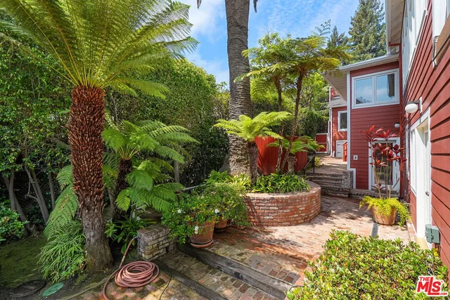 $5,995,000 | 604 South Saltair Avenue, Los Angeles, CA 90049