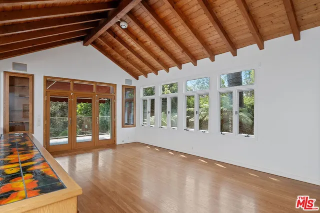 $5,995,000 | 604 South Saltair Avenue, Los Angeles, CA 90049