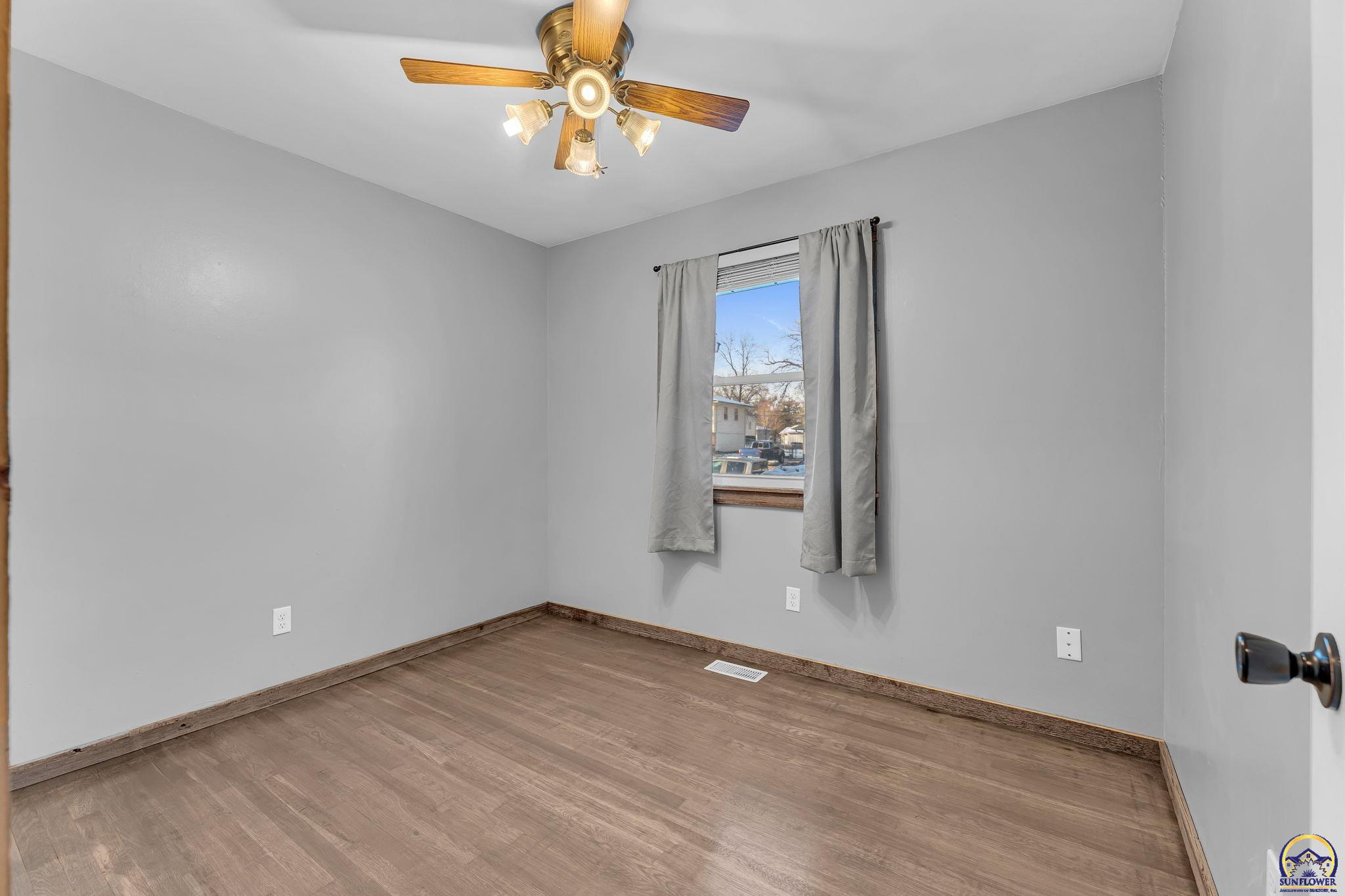 3101 Southwest 32nd Street Topeka, KS 66614 - Photo 22 of 51