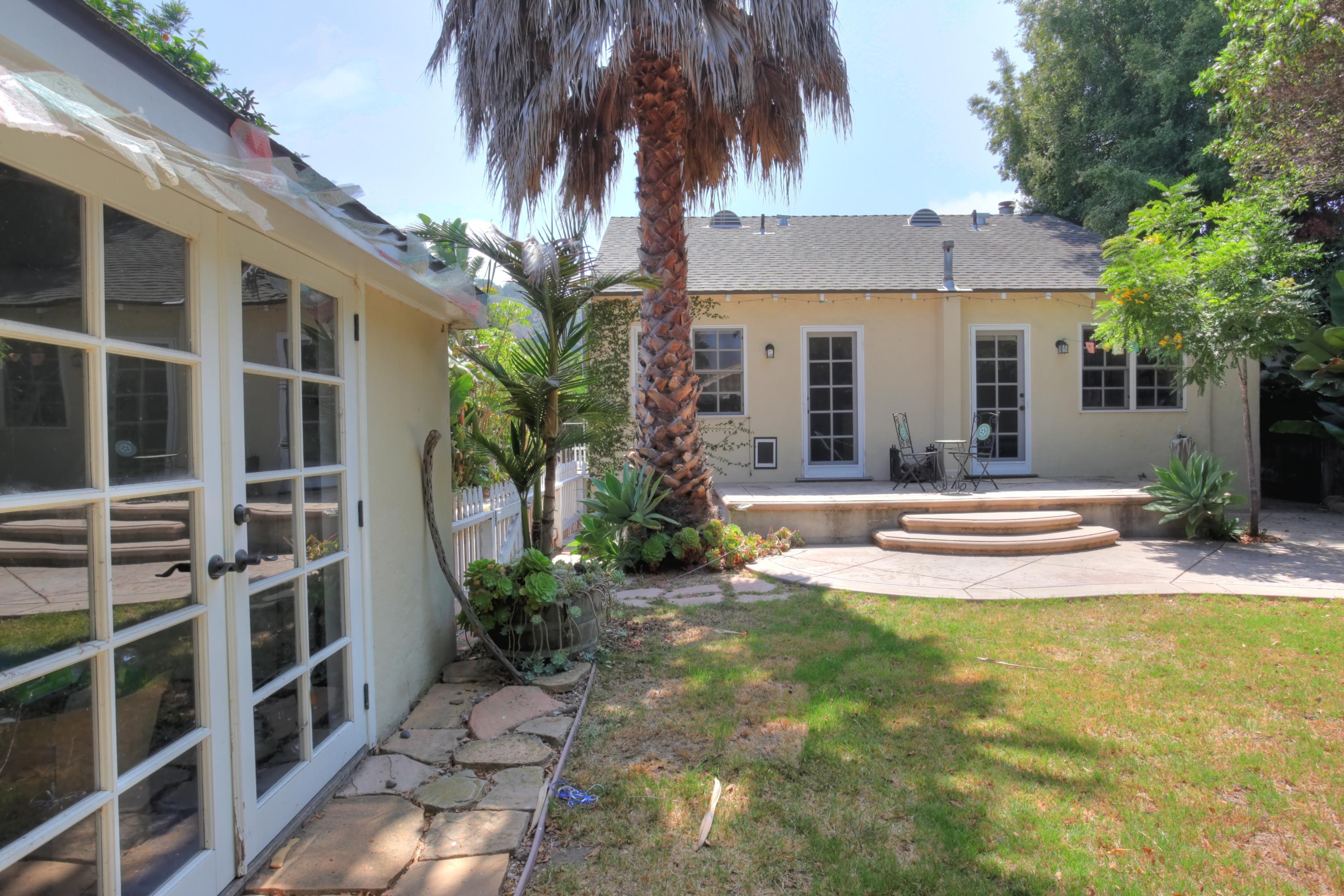 1624 Clearview Road Santa Barbara, CA 93101 - Photo 14 of 15 Back Garden