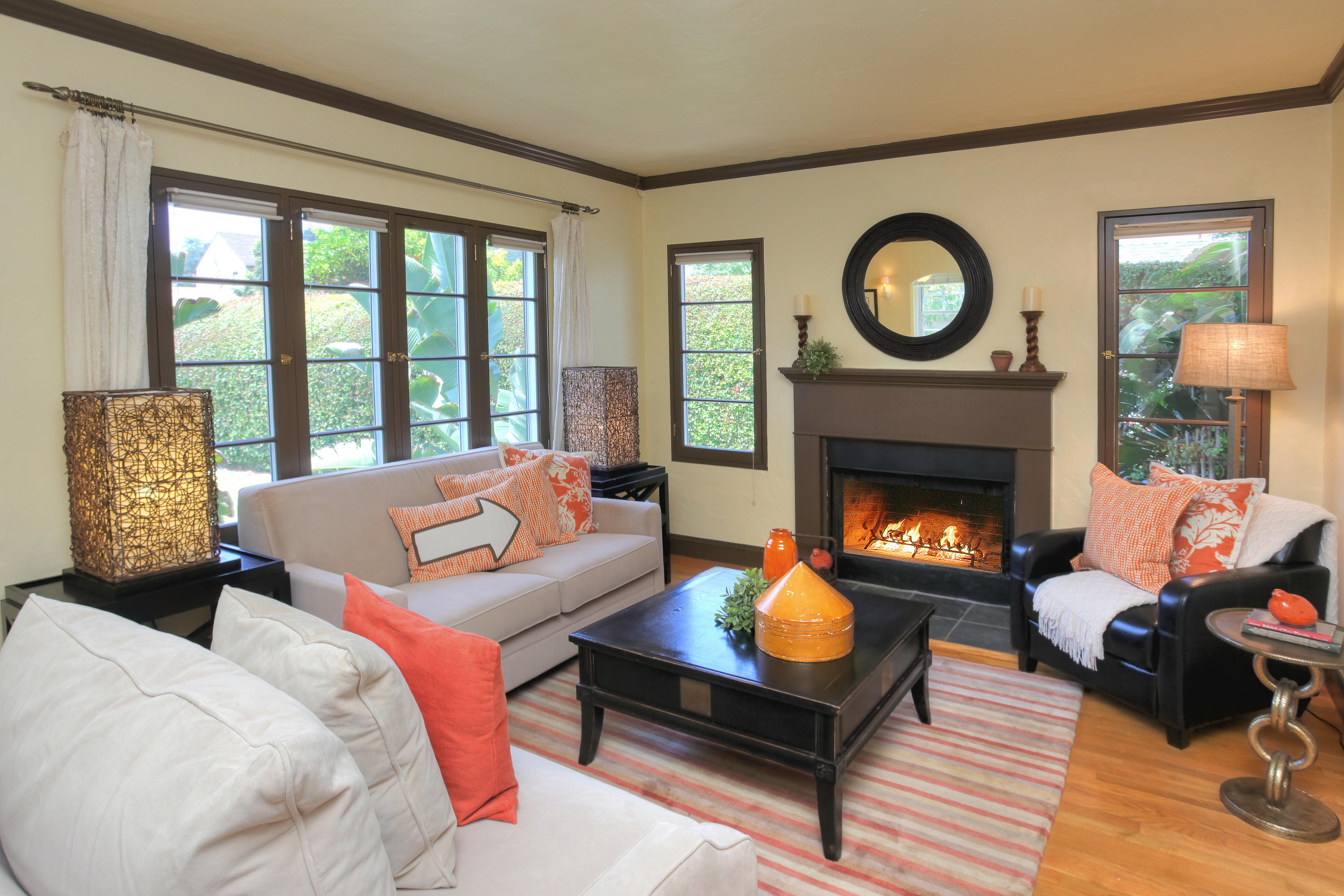 1624 Clearview Road Santa Barbara, CA 93101 - Photo 5 of 15 Living Room