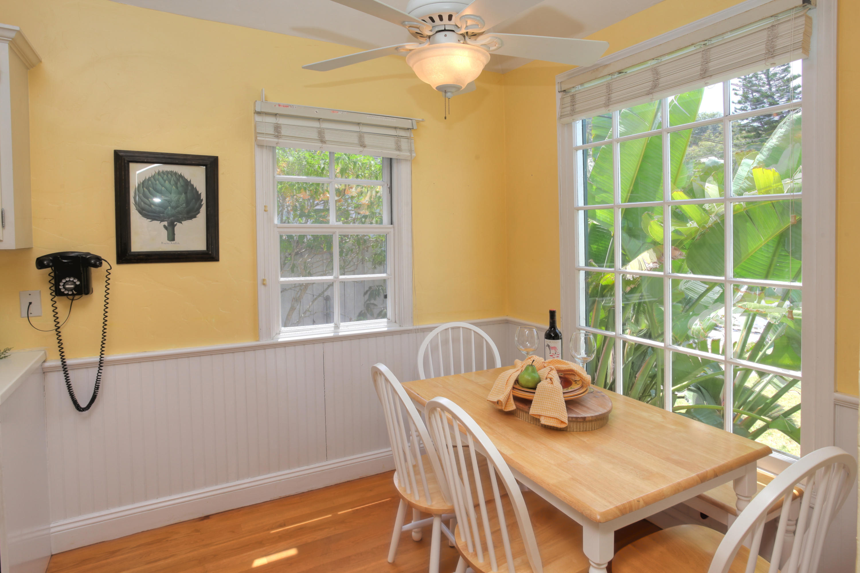 1624 Clearview Road Santa Barbara, CA 93101 - Photo 8 of 15 Eat In Kitchen
