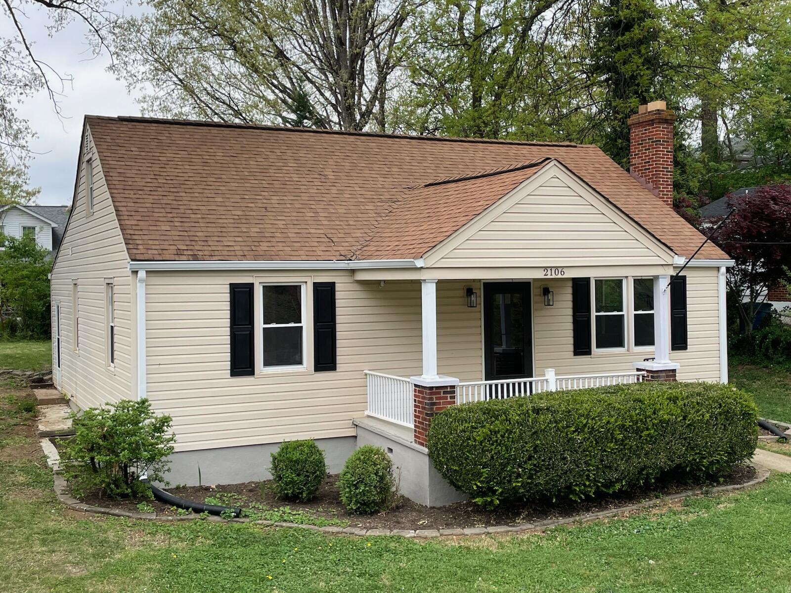 2106 Colgate Street Northeast Roanoke, VA 24012 - Photo 1 of 26 NewFrontPic