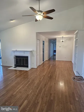 $2,600 | 11321 Halethorpe Terrace, Unit 205, Germantown, MD 20876