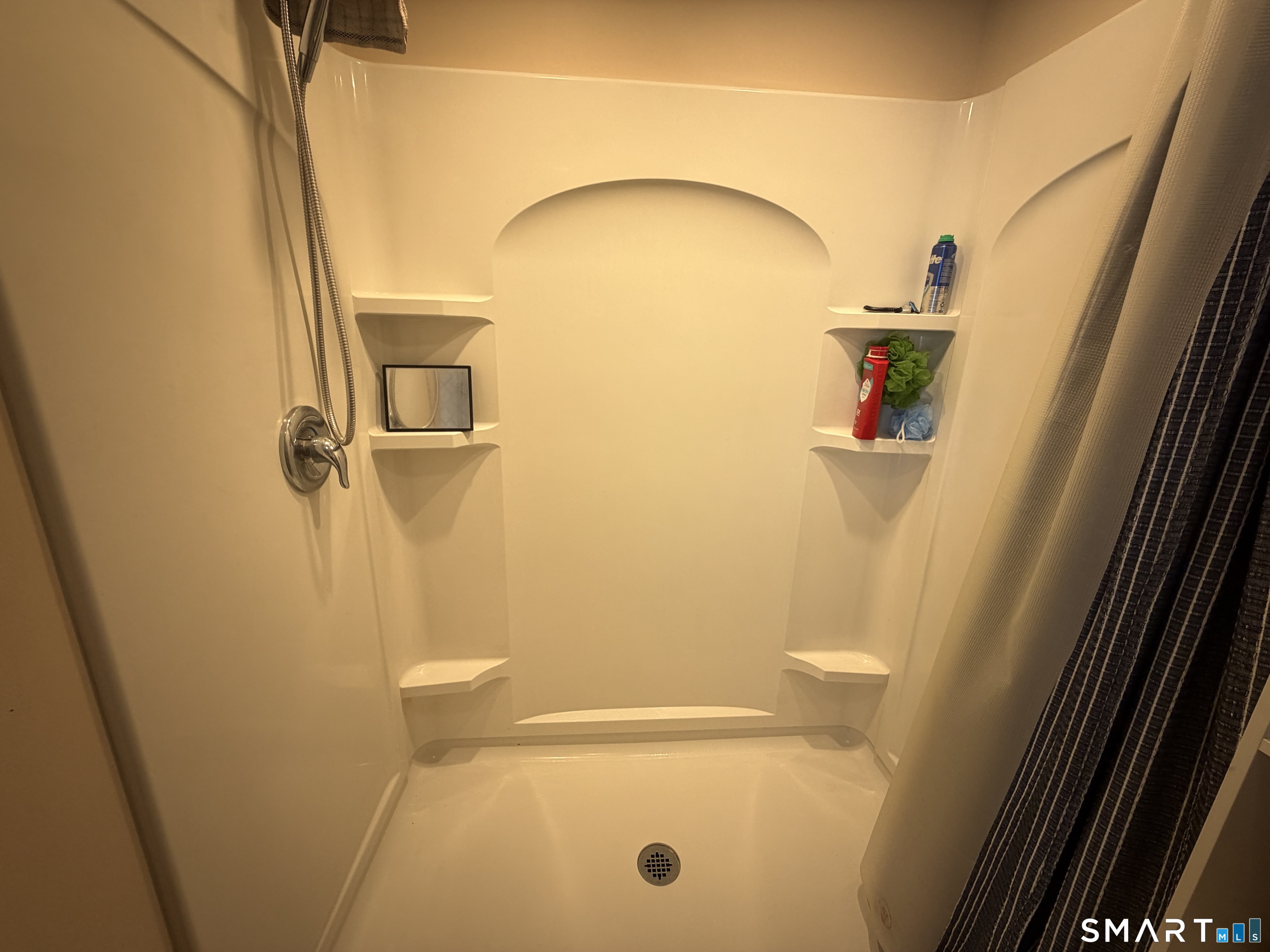 164 Brooks Hill Road Wolcott, CT 06716 - Photo 26 of 39