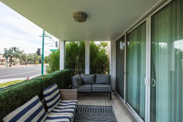 $2,500 | 6502 North Central Avenue, Unit A103, Phoenix, AZ 85012