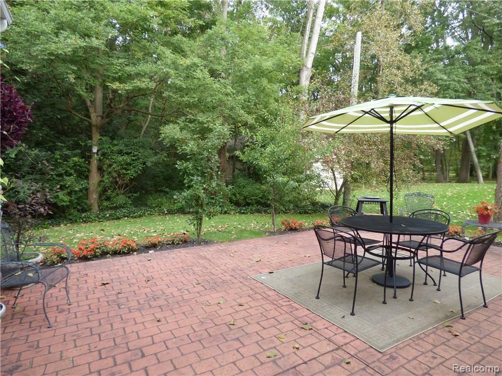 299 East Hurd Road Monroe, MI 48162 - Photo 44 of 46 P1320195.JPG