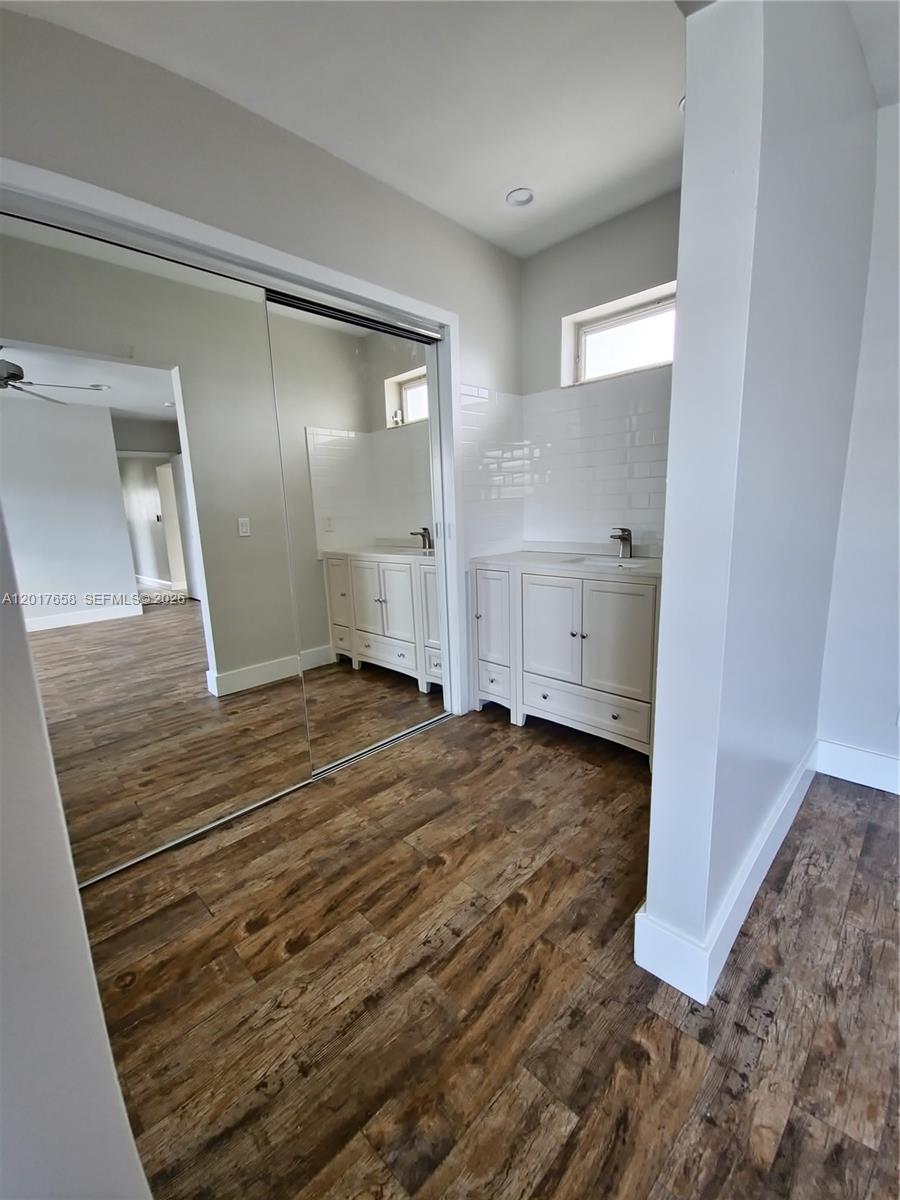 4900 Cleveland Street Hollywood, FL 33021 - Photo 13 of 25