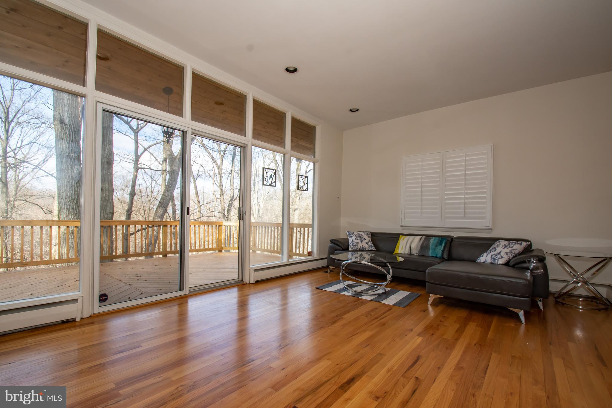 249 Orchard Road Paoli, PA 19301 - Photo 5 of 29 Living Room