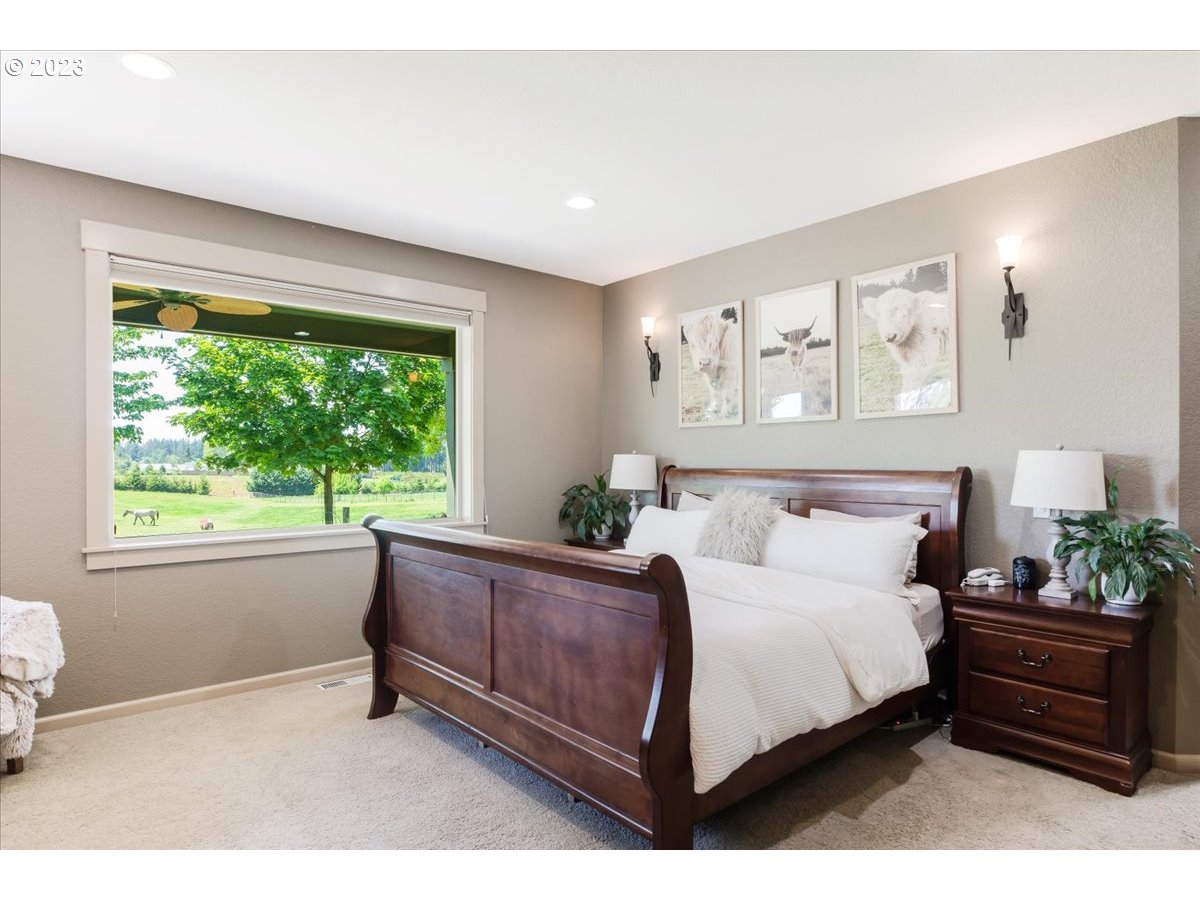 22633 South Ferguson Road Beavercreek, OR 97004 - Photo 17 of 48 Gallery Image 17