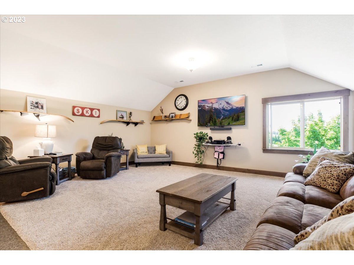 22633 South Ferguson Road Beavercreek, OR 97004 - Photo 26 of 48 Gallery Image 26