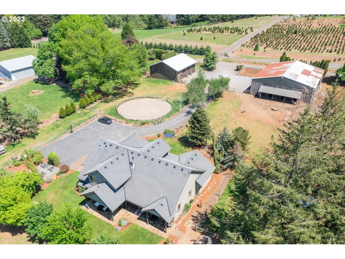 22633 South Ferguson Road Beavercreek, OR 97004 - Photo 3 of 48 Gallery Image 3