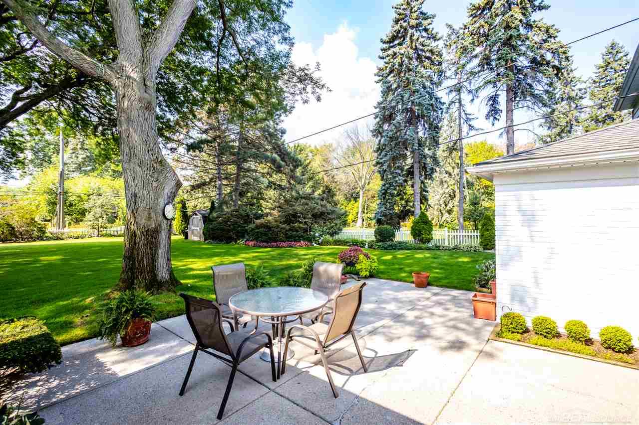 521 Renaud Road Grosse Pointe, MI 48236 - Photo 65 of 89 50035421-64.JPG