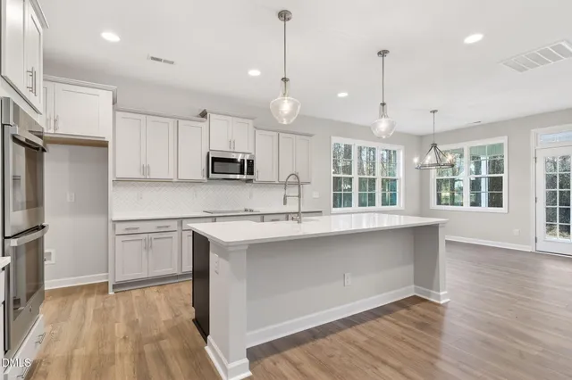 $489,706 | 318 Abingdon Farms Drive, Selma, NC 27576