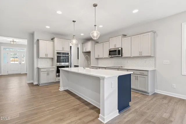 $489,706 | 318 Abingdon Farms Drive, Selma, NC 27576