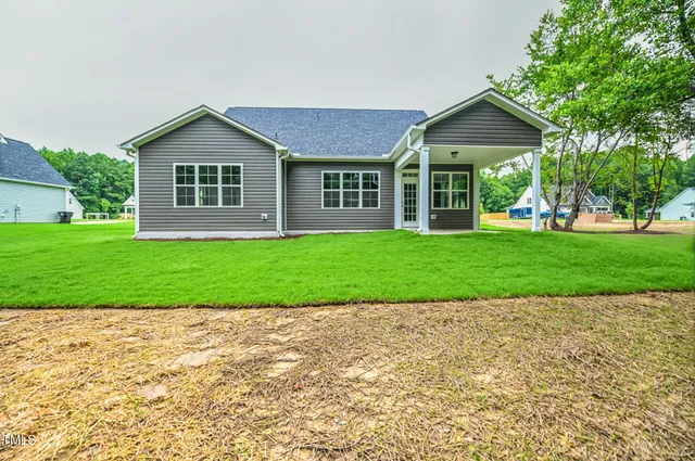 $489,706 | 318 Abingdon Farms Drive, Selma, NC 27576