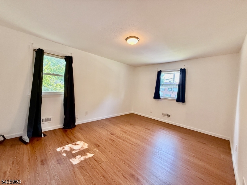 65 Wabeno Avenue Springfield, NJ 07081 - Photo 32 of 43
