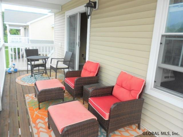 206 Cedar Rensselaer, NY 12144 - Photo 14 of 19 Photo 14