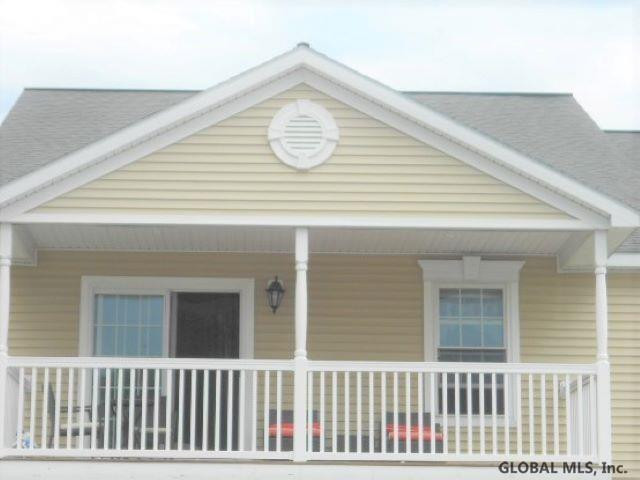 206 Cedar Rensselaer, NY 12144 - Photo 15 of 19 Photo 15