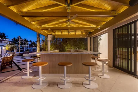 a view of a palm trees in front of a building