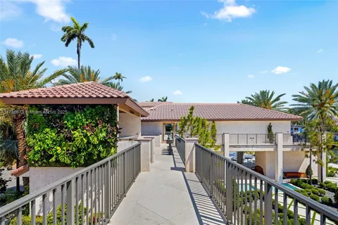 $39,000,000 | 600 Isle Of Palms Drive, Fort Lauderdale, FL 33301