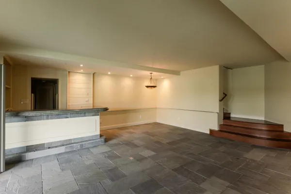 $10,000,000 | 204 Laura Lane, Gulf Breeze, FL 32561