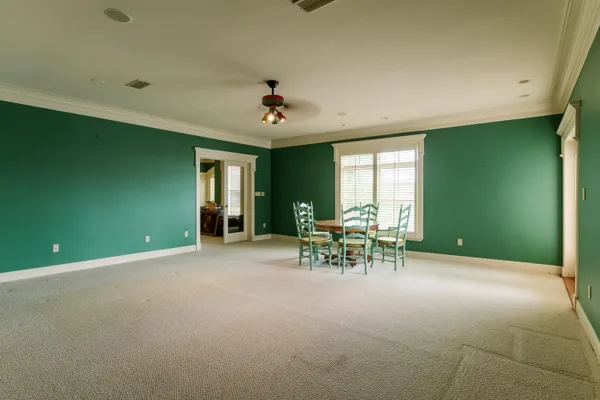 $10,000,000 | 204 Laura Lane, Gulf Breeze, FL 32561