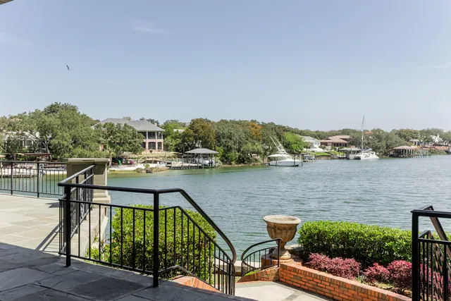 a view of a house with a tree