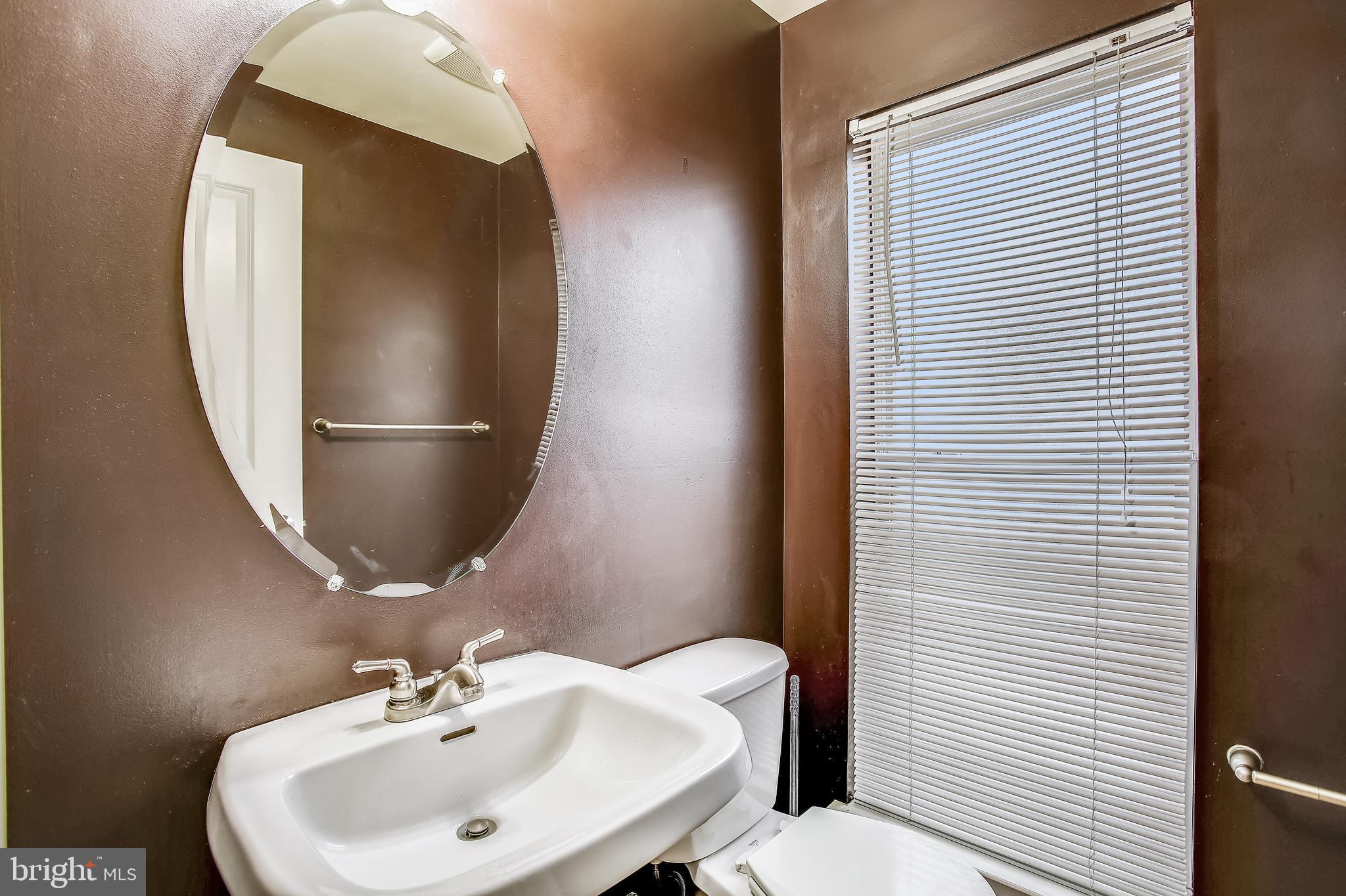 2526 Sheridan Road Southeast Washington, DC 20020 - Photo 16 of 32 Half bath on Main Level