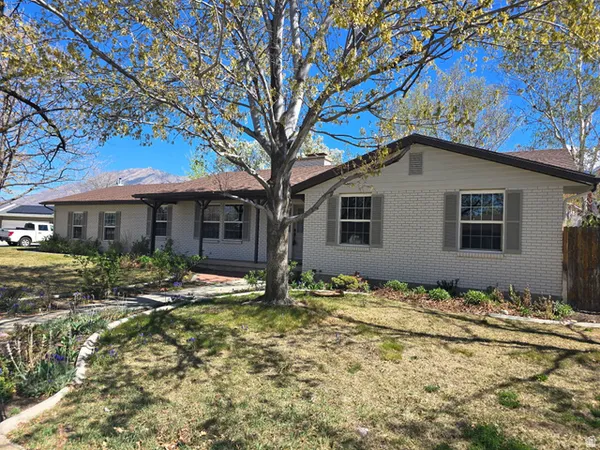 $877,500 | 8483 Terrace Drive, Sandy, UT 84093