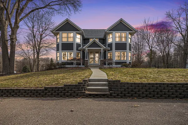 $799,900 | 6340 Butternut Drive, West Olive, MI 49460