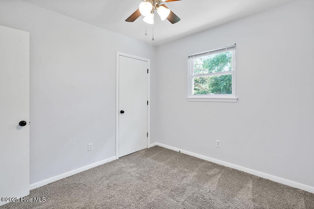 305 Lancaster Road Wilmington, NC 28409 - Photo 22 of 25 305LancasterRoad-27