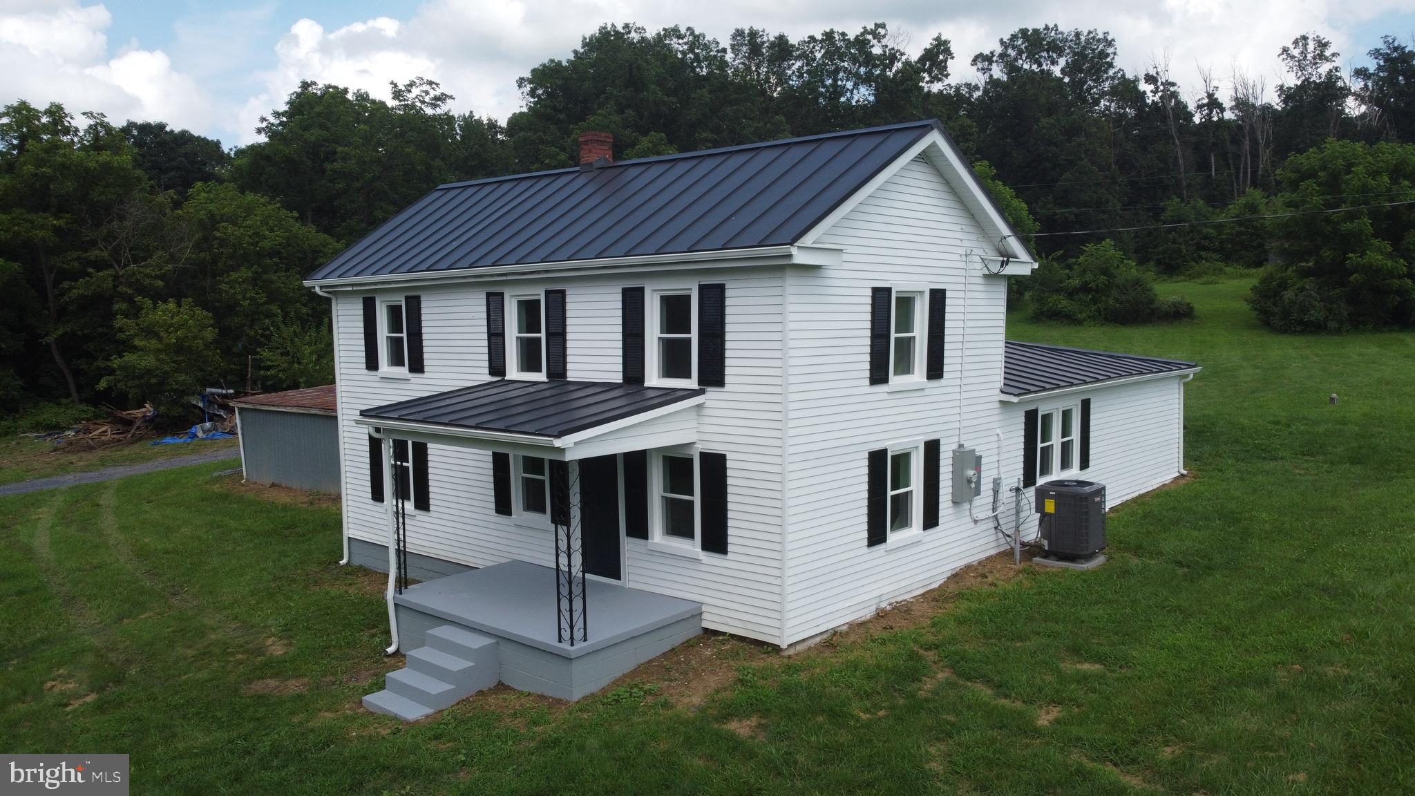 1822 Pleasant View Road Mount Jackson, VA 22842 - Photo 4 of 48