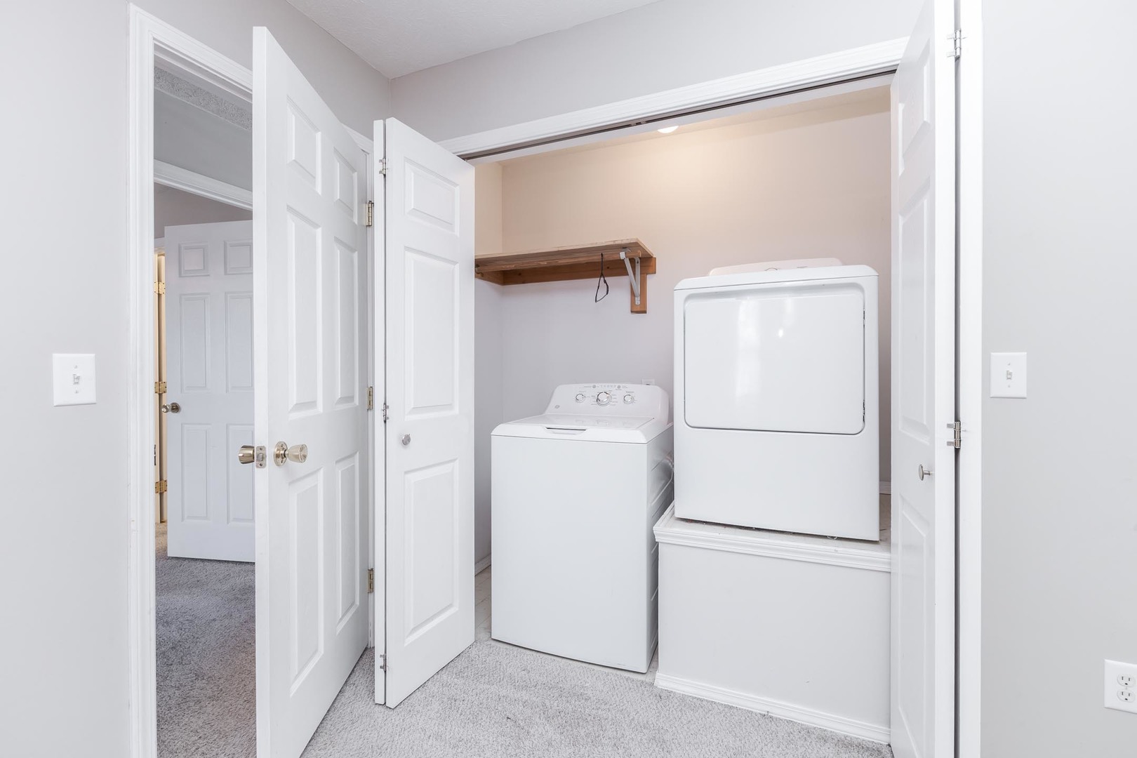 1321 Beacon Hill Court Normal, IL 61761 - Photo 24 of 45 a utility room with dryer and washer
