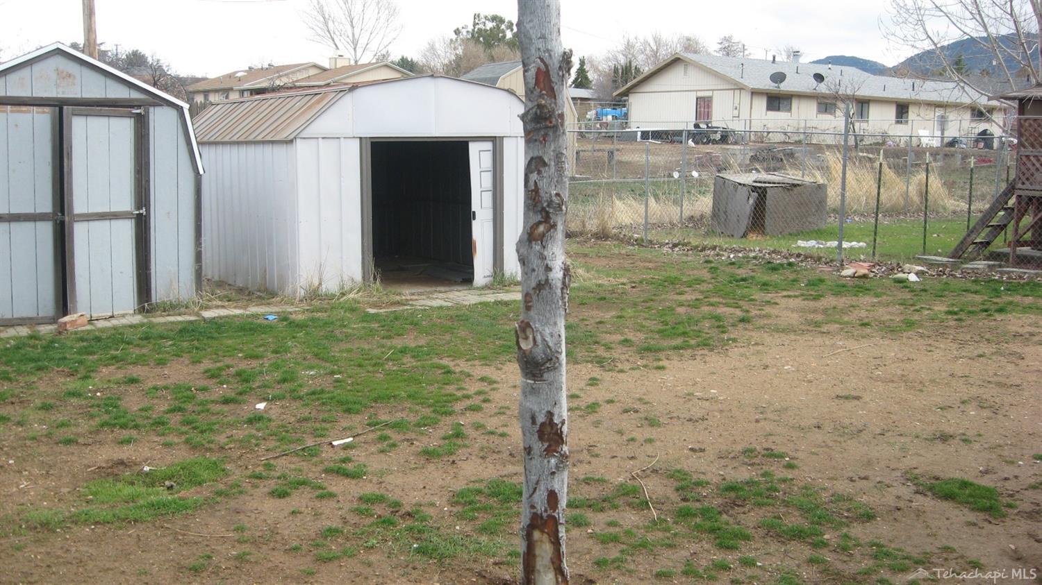 21240 Woodford-Tehachapi Road Tehachapi, CA 93561 - Photo 25 of 28 Gallery Image 25