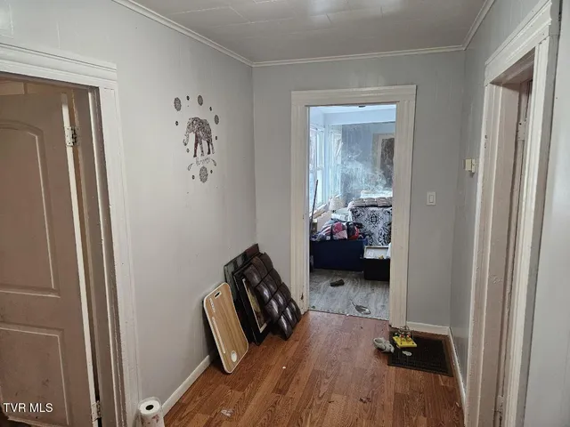 $100,000 | 204 High Avenue Northeast, Coeburn, VA 24230