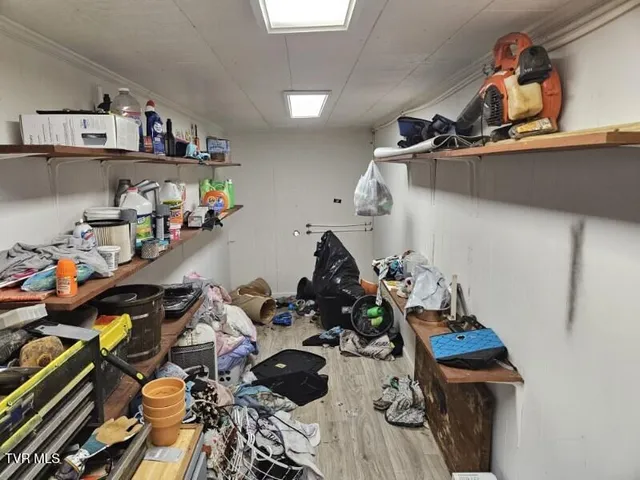 $100,000 | 204 High Avenue Northeast, Coeburn, VA 24230