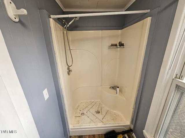 $100,000 | 204 High Avenue Northeast, Coeburn, VA 24230