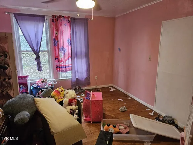 $100,000 | 204 High Avenue Northeast, Coeburn, VA 24230