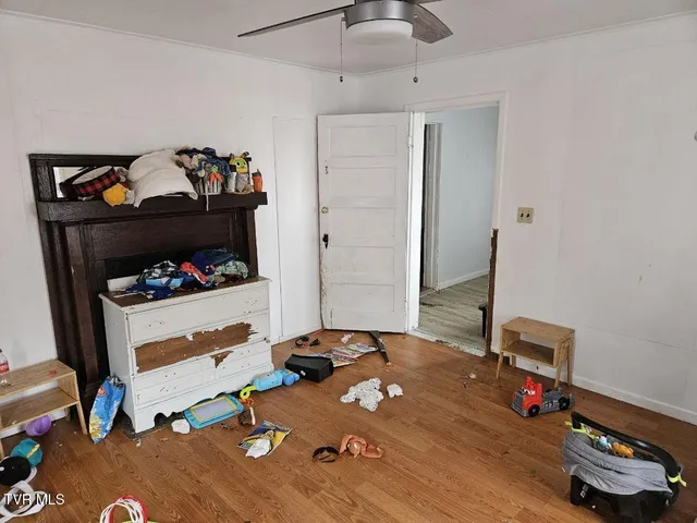 $100,000 | 204 High Avenue Northeast, Coeburn, VA 24230