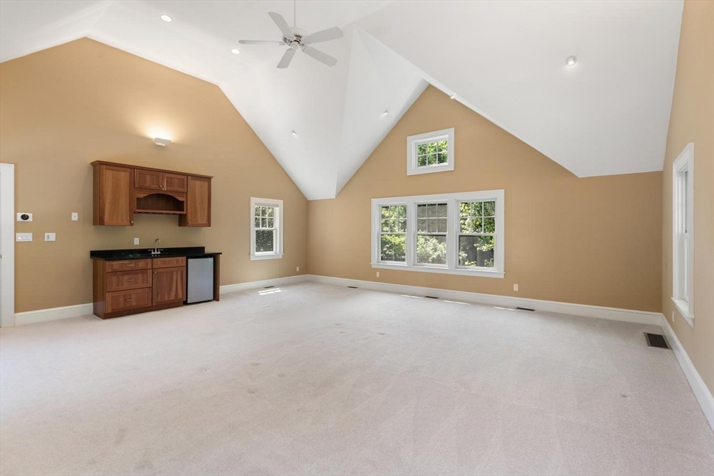 209 Waltham Street Lexington, MA 02421 - Photo 28 of 41 Gallery Image 28