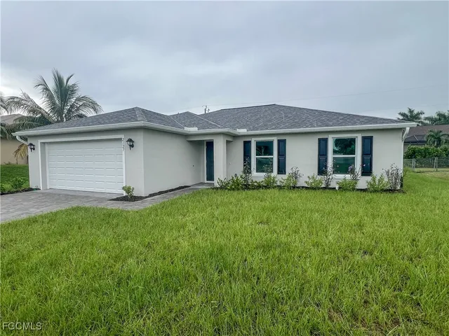 $2,199 | 2127 Southwest 12th Avenue, Cape Coral, FL 33991